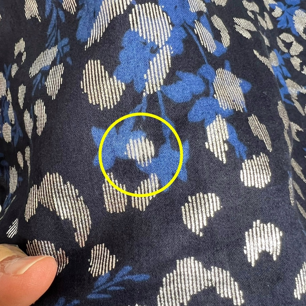 GAP Cotton Puff Sleeve Button Front Blouse Blue & Silver Size Medium - Picture 10 of 12